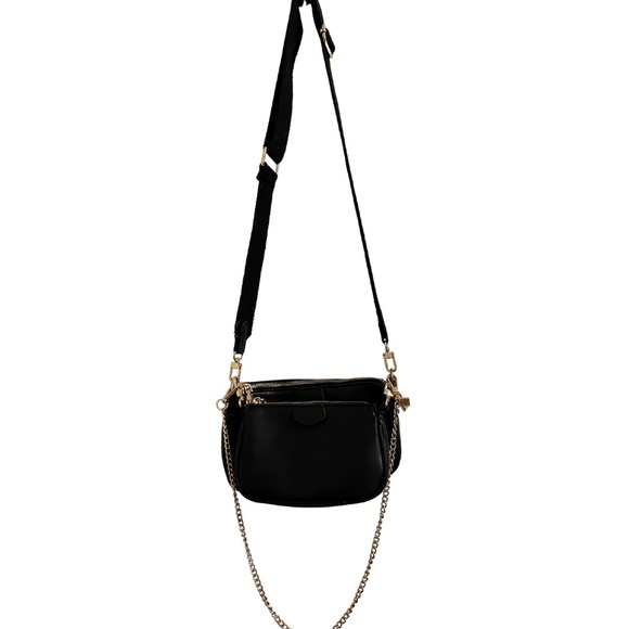 Small Crossbody Black bag with Gold Zipper and Chain - Picture 3 of 3